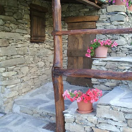 Agriturismo La Fontana Dell'olmo *